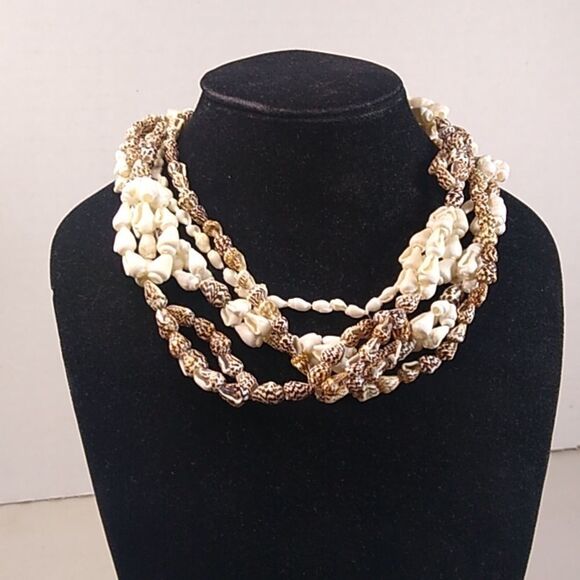 Seashell continuous single to three strands design necklace Nautical Countrycore - Picture 1 of 7